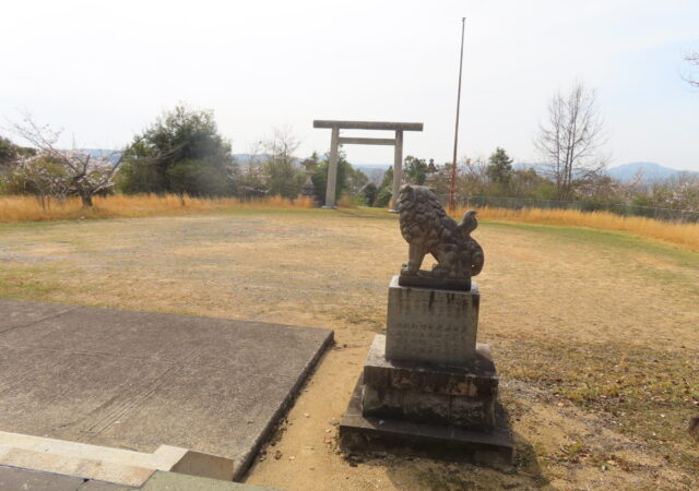 厚狭護国神社5