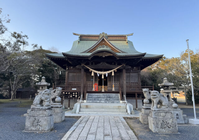 高泊神社