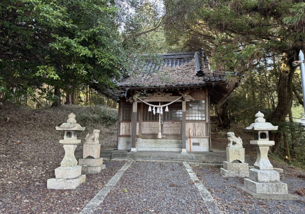 烏帽子岩神社5