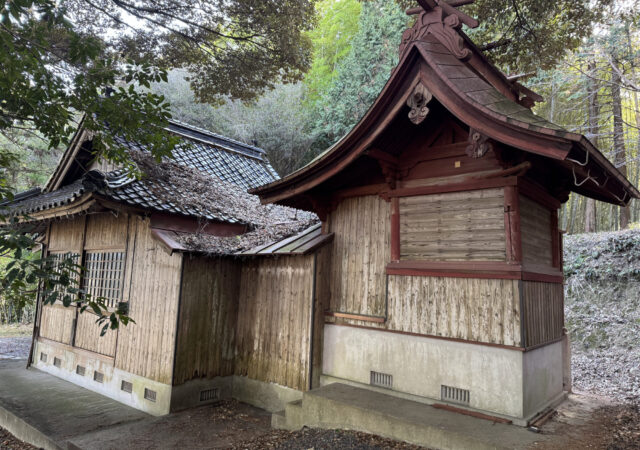 烏帽子岩神社10
