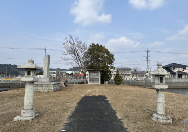 厳島神社(厚陽)