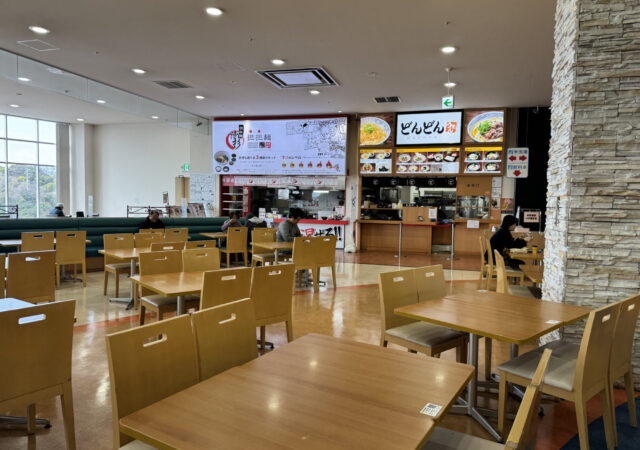 どんどん おのだサンパーク店7